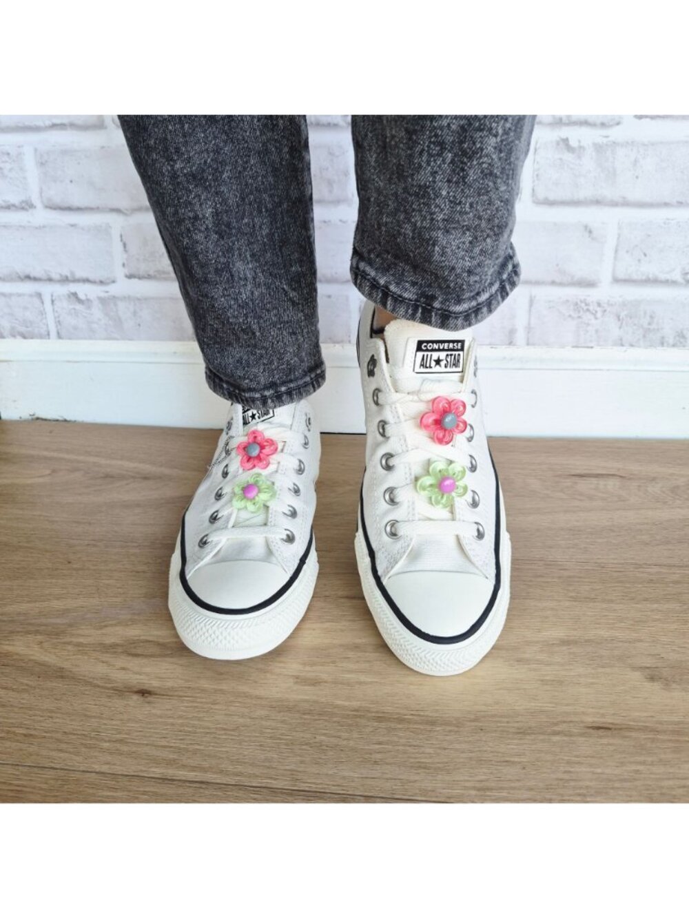 ⭐Converse Chuck Taylor Floral Accents Size 6.5 Men's shoes Sneaker White A19915C - Picture 4 of 9